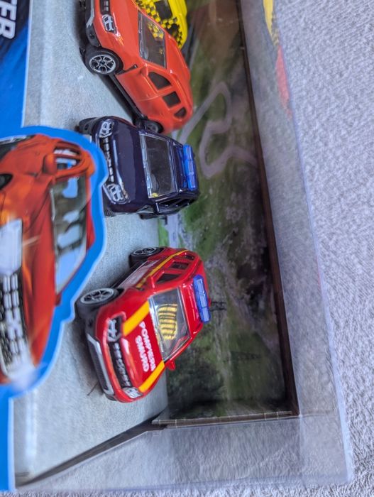 Dacia Duster Giftpack fabryczne opakowanie Majorette model modelik