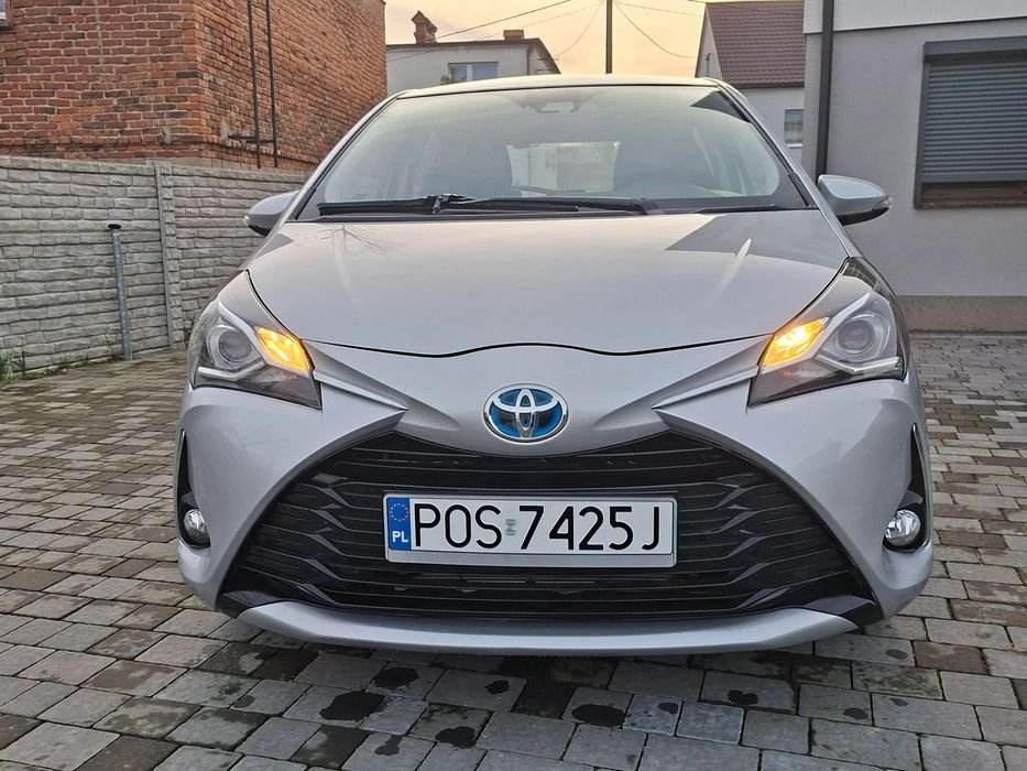Toyota Yaris Okazja Hybryda, lift