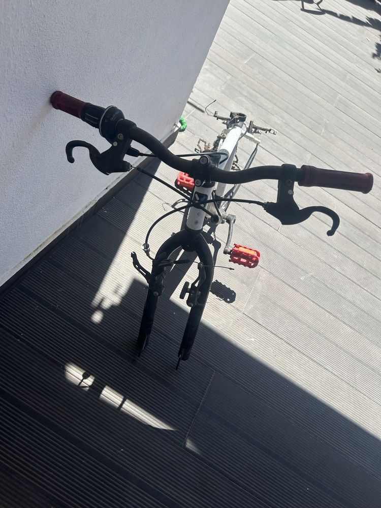 Quadro de bicicleta para restauração