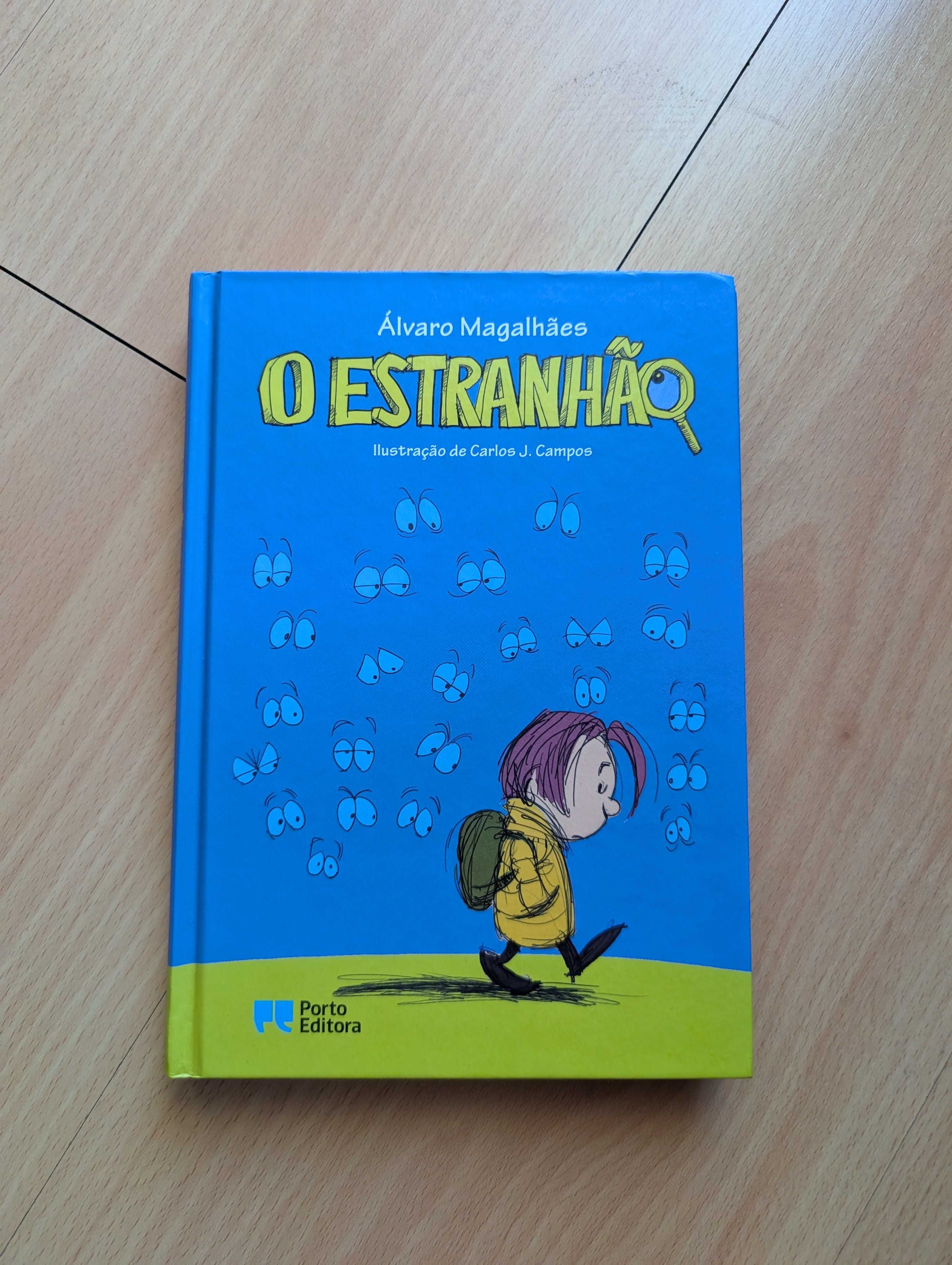 Livro O Estranhão