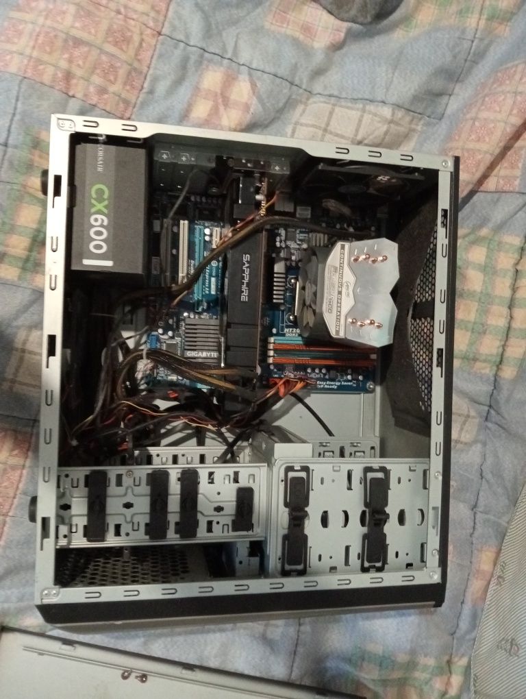 Pc de escritório quase pronto para gaming