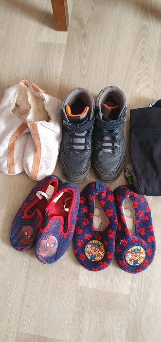 Обувь 32 р для мальчика даром