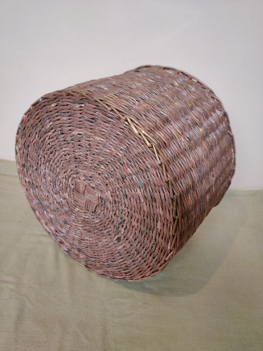 Корзина из бумажной лозы
