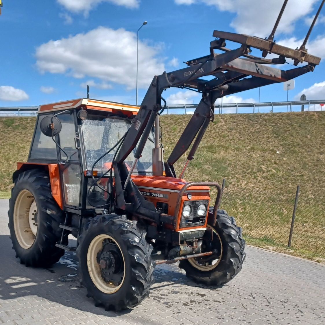 Traktor ZETOR 7045 4x4