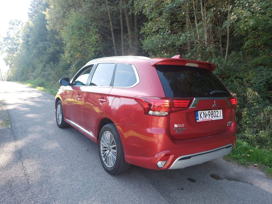 Mitsubishi Outlander Phev Pług In Hybrid 4x4