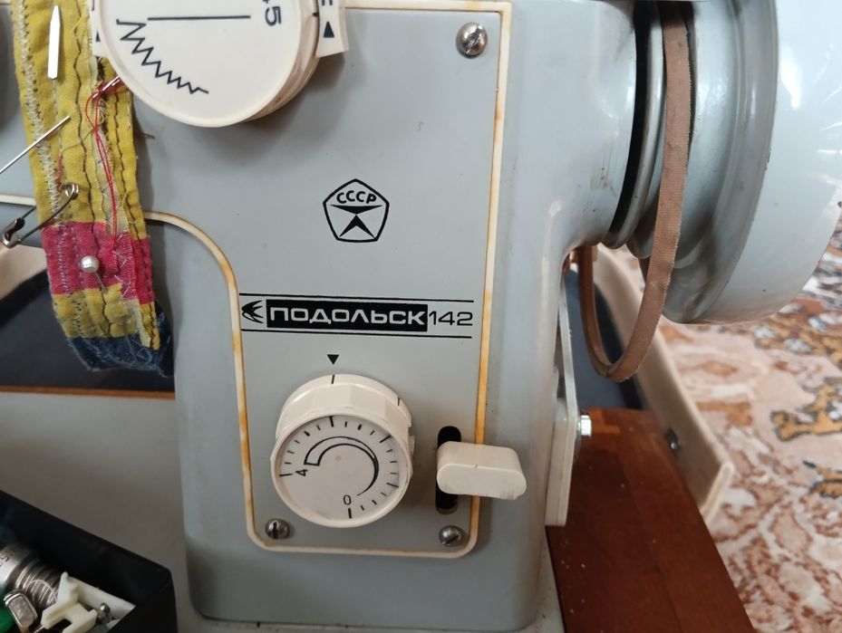 Швейна машинка Подольск 142