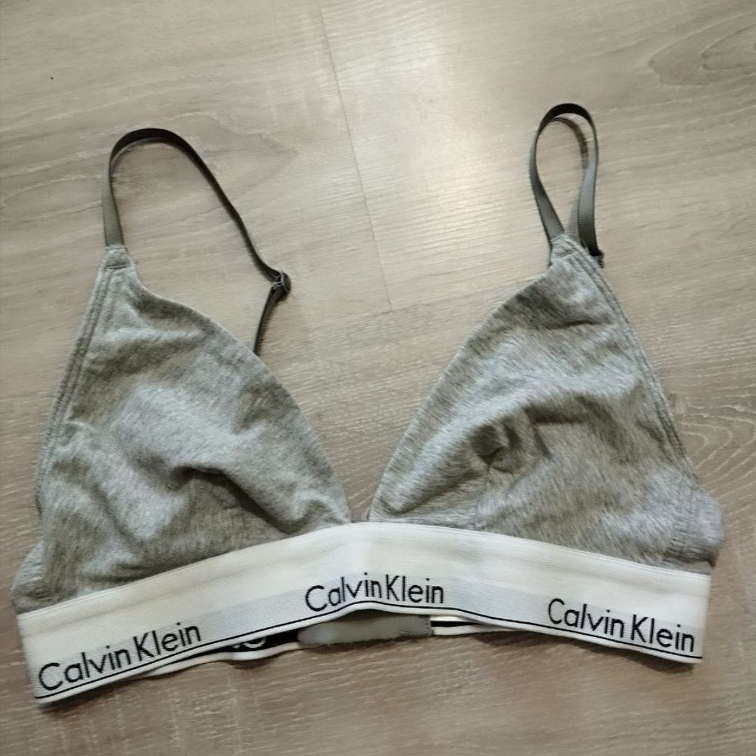 Топ Calvin Klein