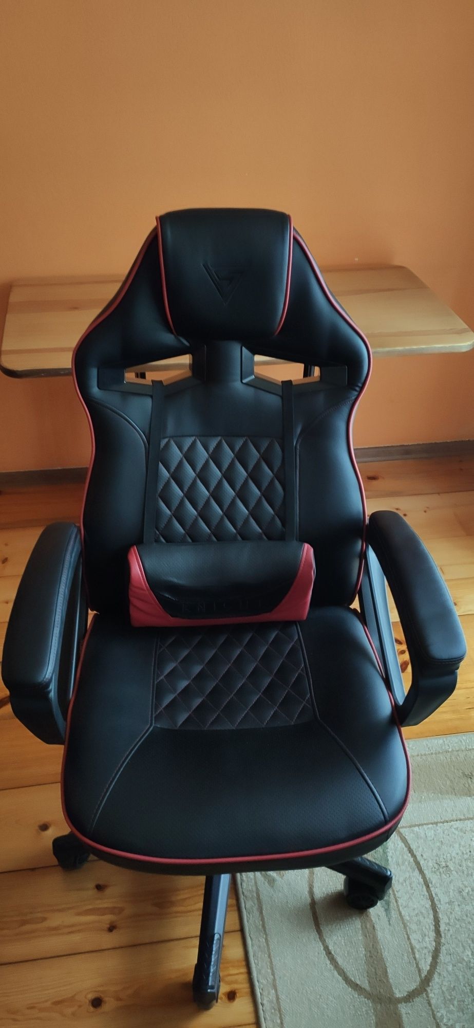 Fotel SENSE7 Knight