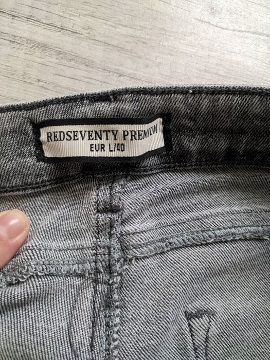 Джинси жіночі нові розмір L.