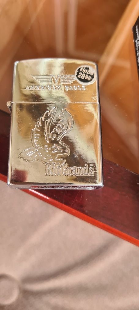 Humidor na cygara plus zapalniczka Zippo i akcesoria