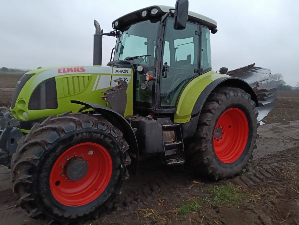 Claas Arion 640 stan idealny