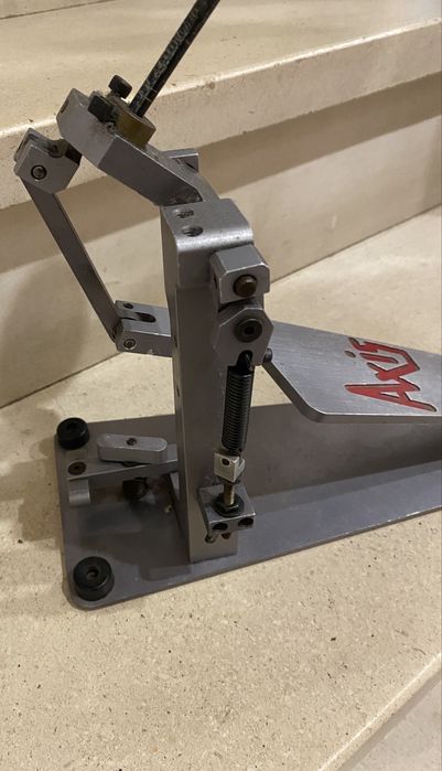 Axis pedal de bombo direct-drive