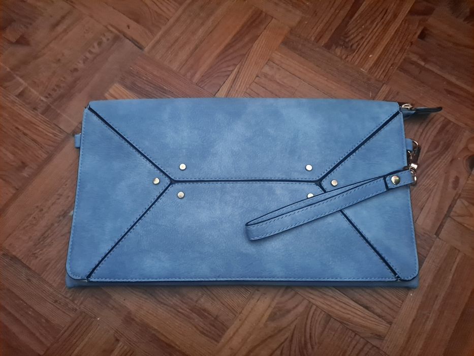 Carteira azul clara
