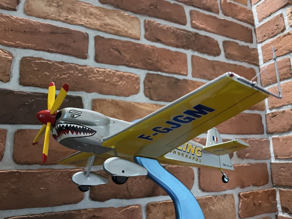 Breitling duży samolot Aircraft piloted Patrick Paris Shark Jet