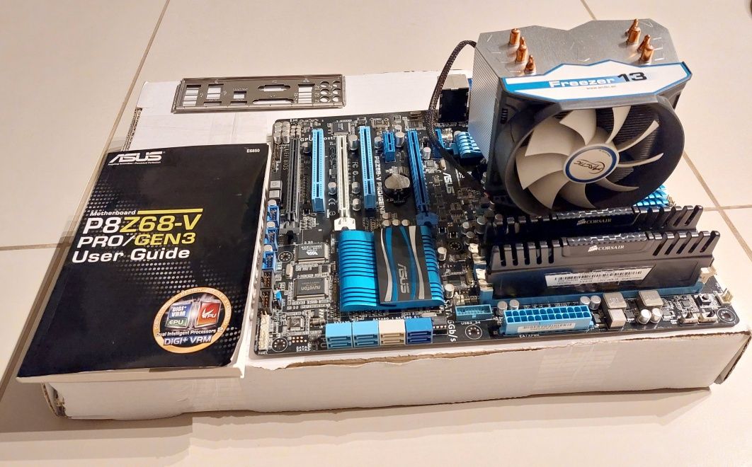 Płyta główna ASUS P8Z68-V + Intel Core i5-2500K + 8 GB Corsair