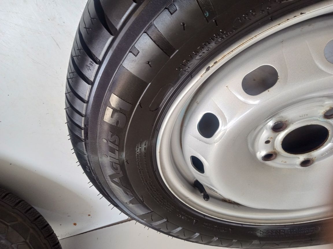 Koło zapasowe opona aTrafic Vivaro Talento 215/65R16c Michelin Agilis