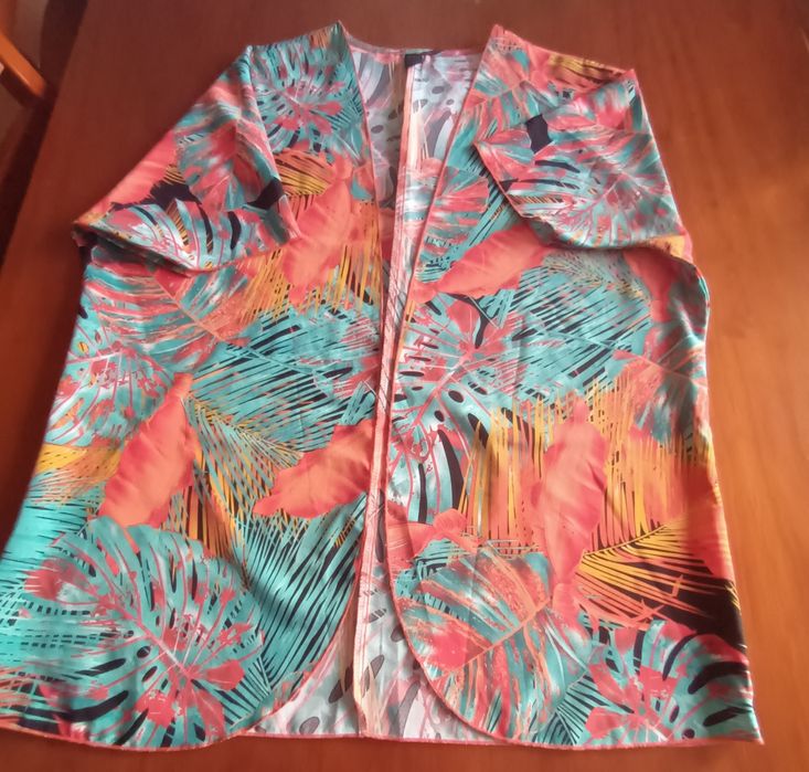 Quimono tropical