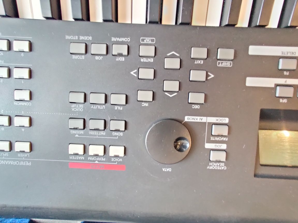 Syntezator Yamaha moxf8