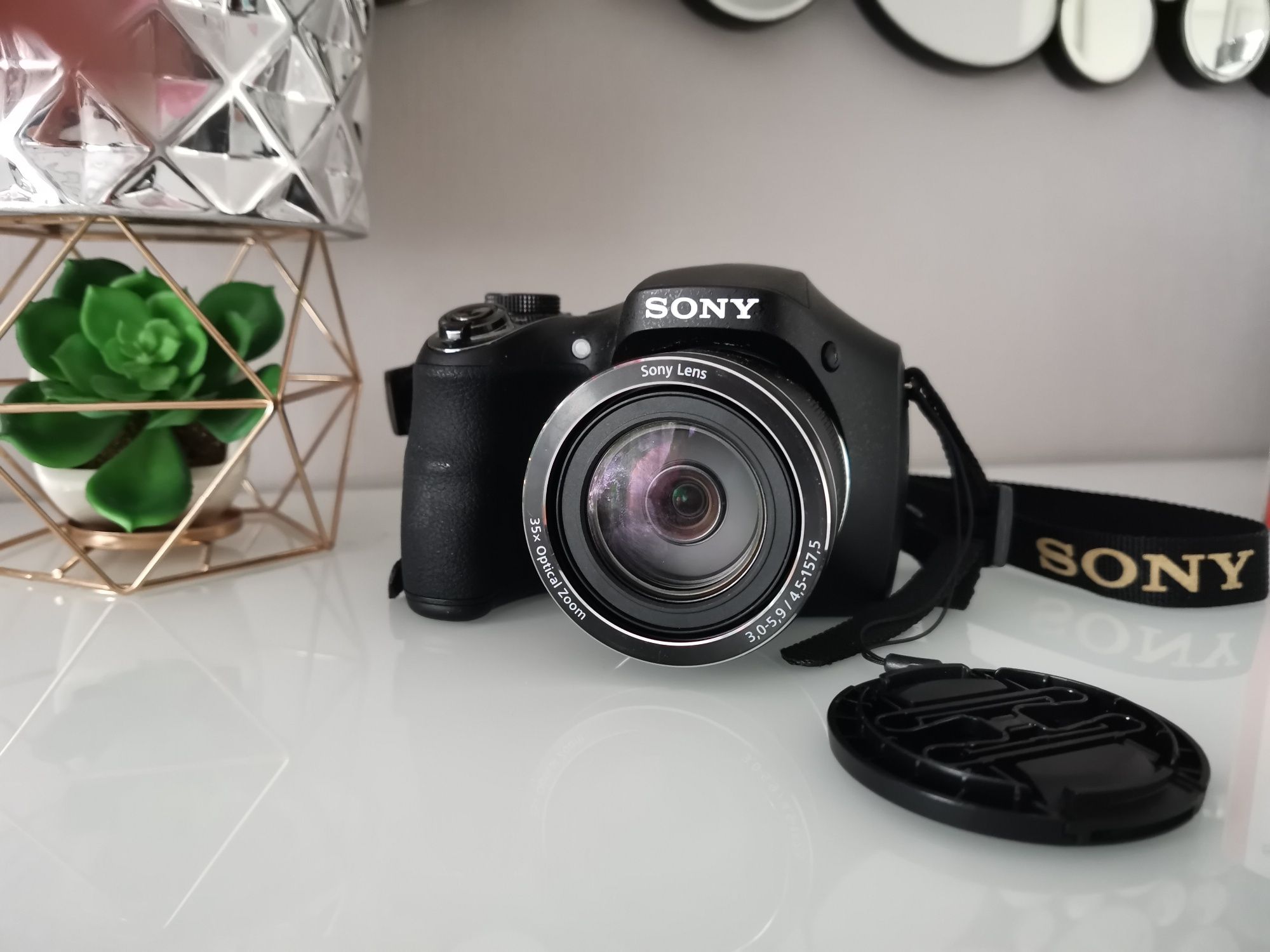 Sony Cyber-shot DSC H300