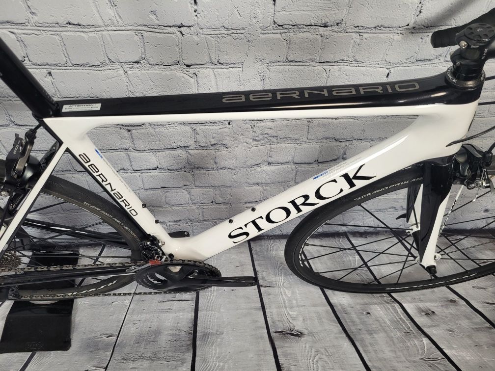 Storck Aernario 55 shimano 105 dt swiss rc 38c