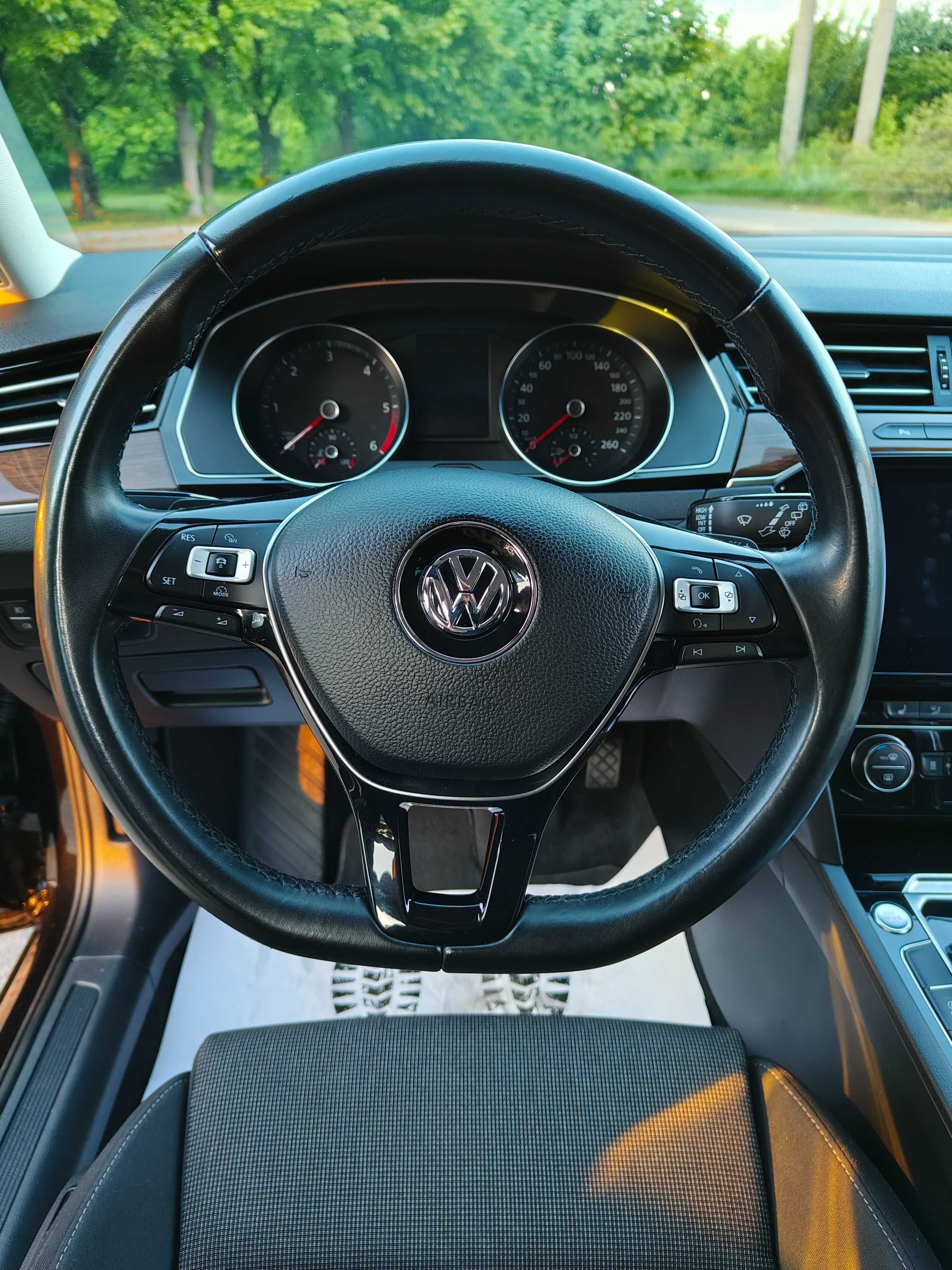 Volkswagen Passat B8 2.0TDI DSG 2017 рік Comfortline Led
