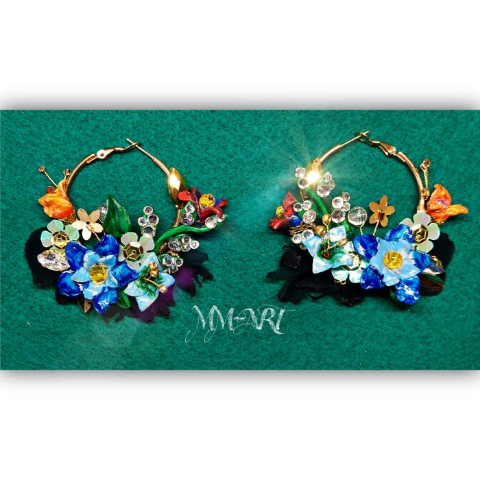 Kwiatowej kolczyki koła