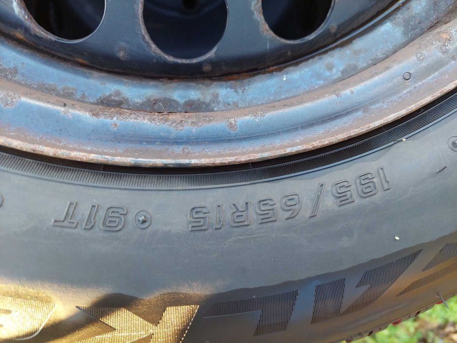 Koła zimowe, opel meriva  5x100 195/65 R15 FALKEN EUROWINTER M+S