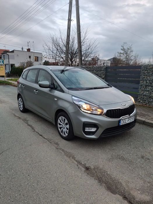 Kia Carens bardzo mały przebieg pierwsza rejestracja maj 2019