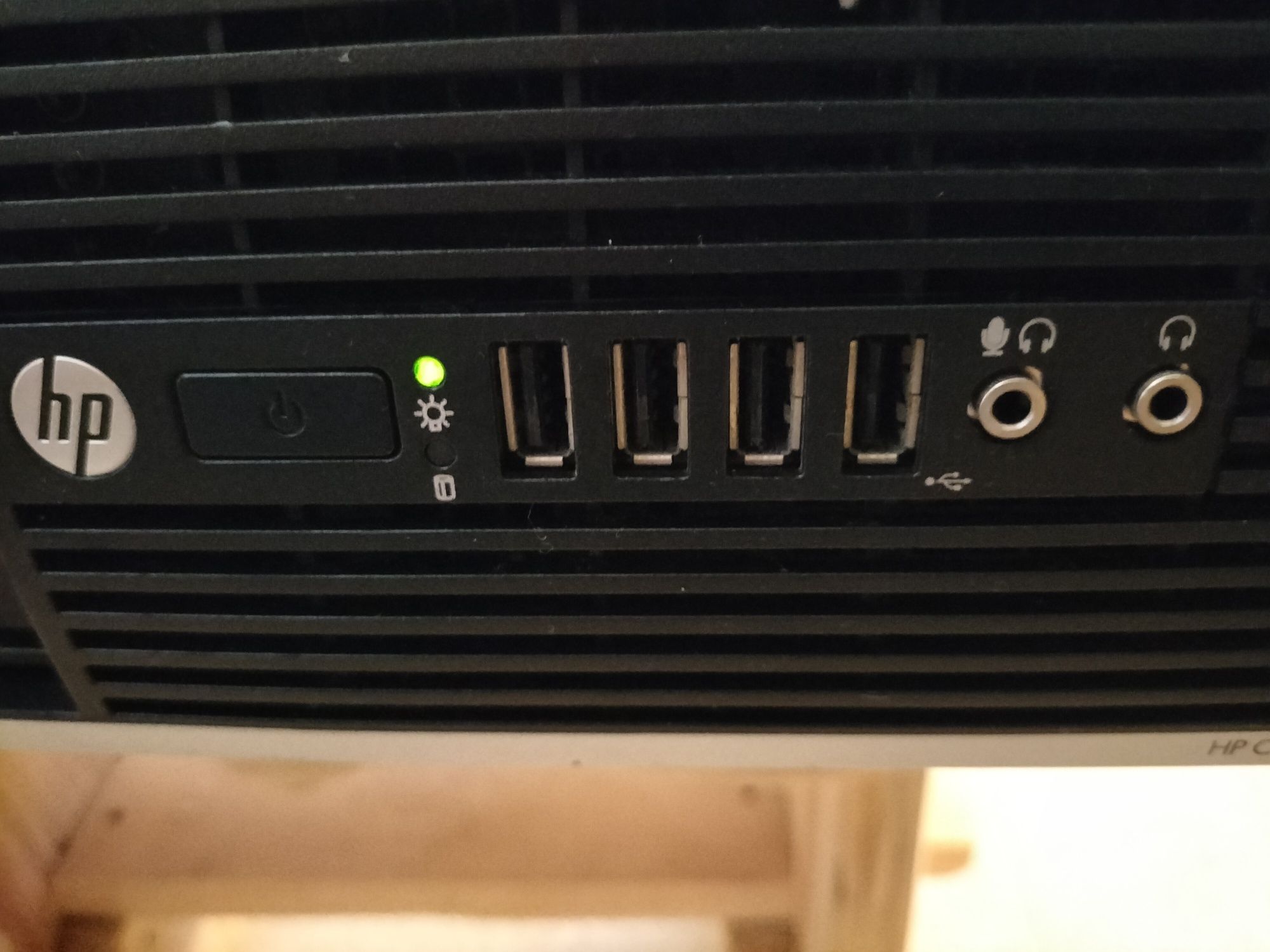 Computador HP Compac Pro 6300 SFF