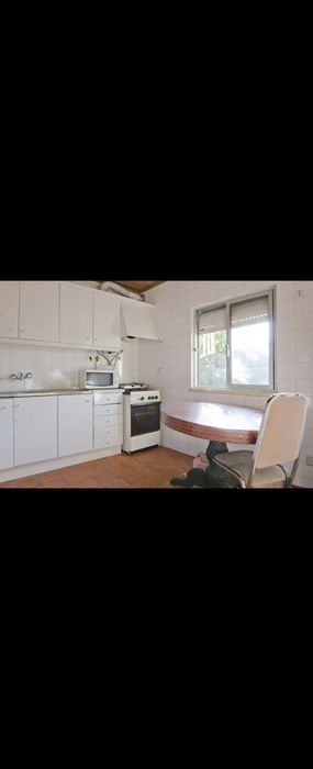 Alugo T1 em Massamá entrada imediata