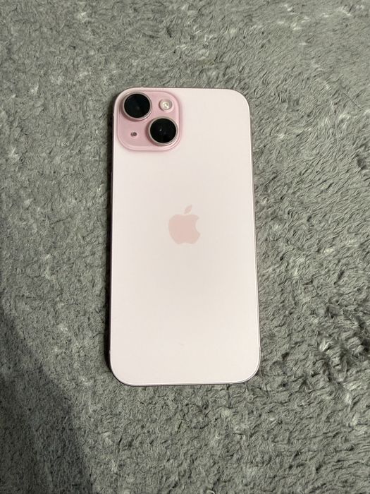 Sprzedaż telefonu Iphone 15