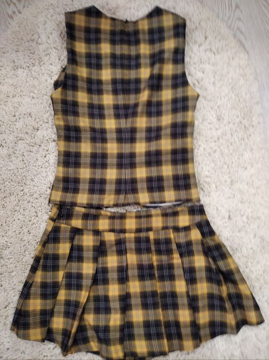 Комплект з шортами -спідницею, стан нового