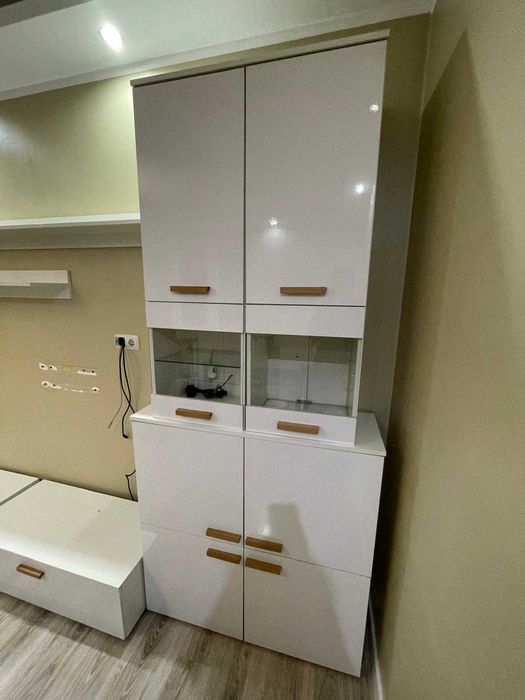 Komplet mebli pokojowych białych