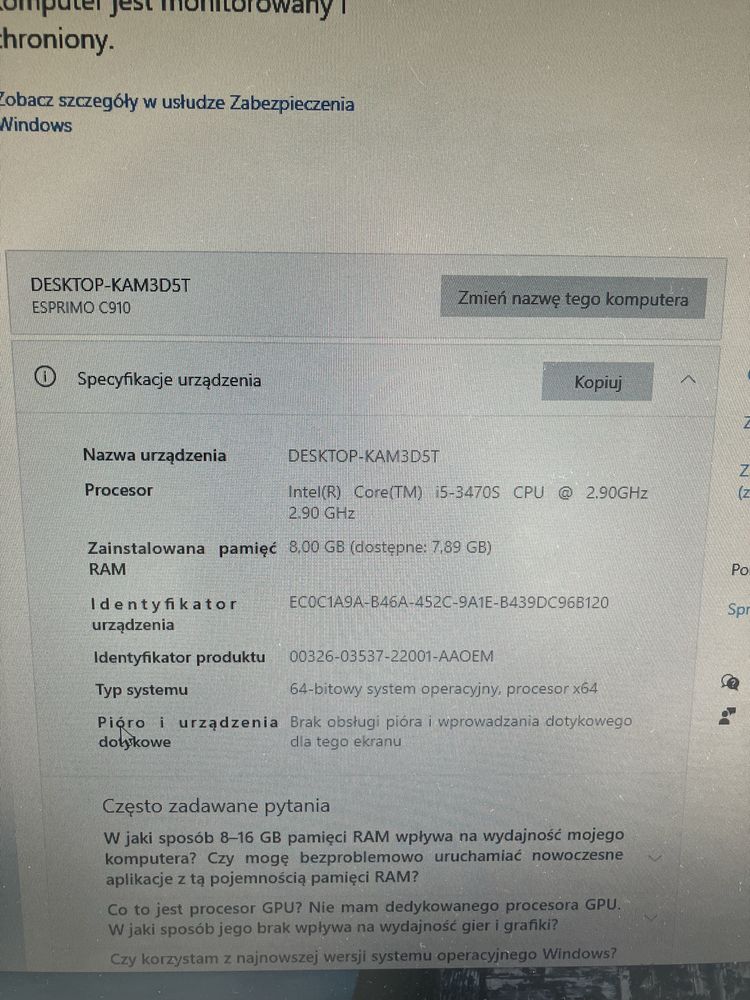 Komputer stacjonarny z monitorem