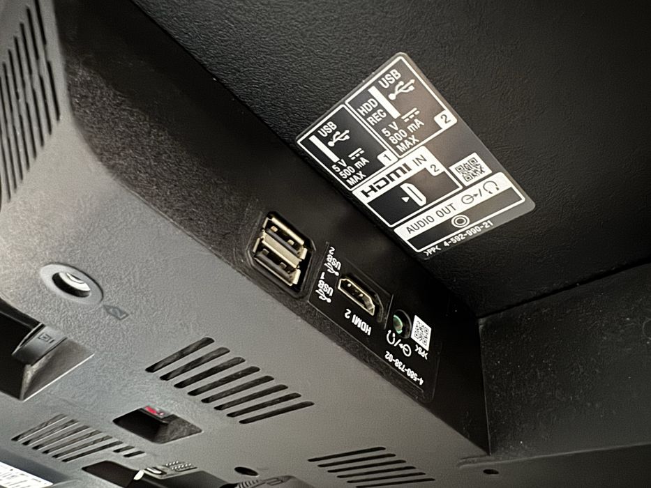 Телевізор 32 дюйми Соні Sony KDL-32WD759 Smart TV Wi-Fi T2 тюнер