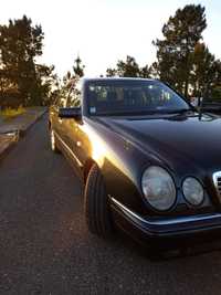 Mercedes-Benz E200 Avantgarde