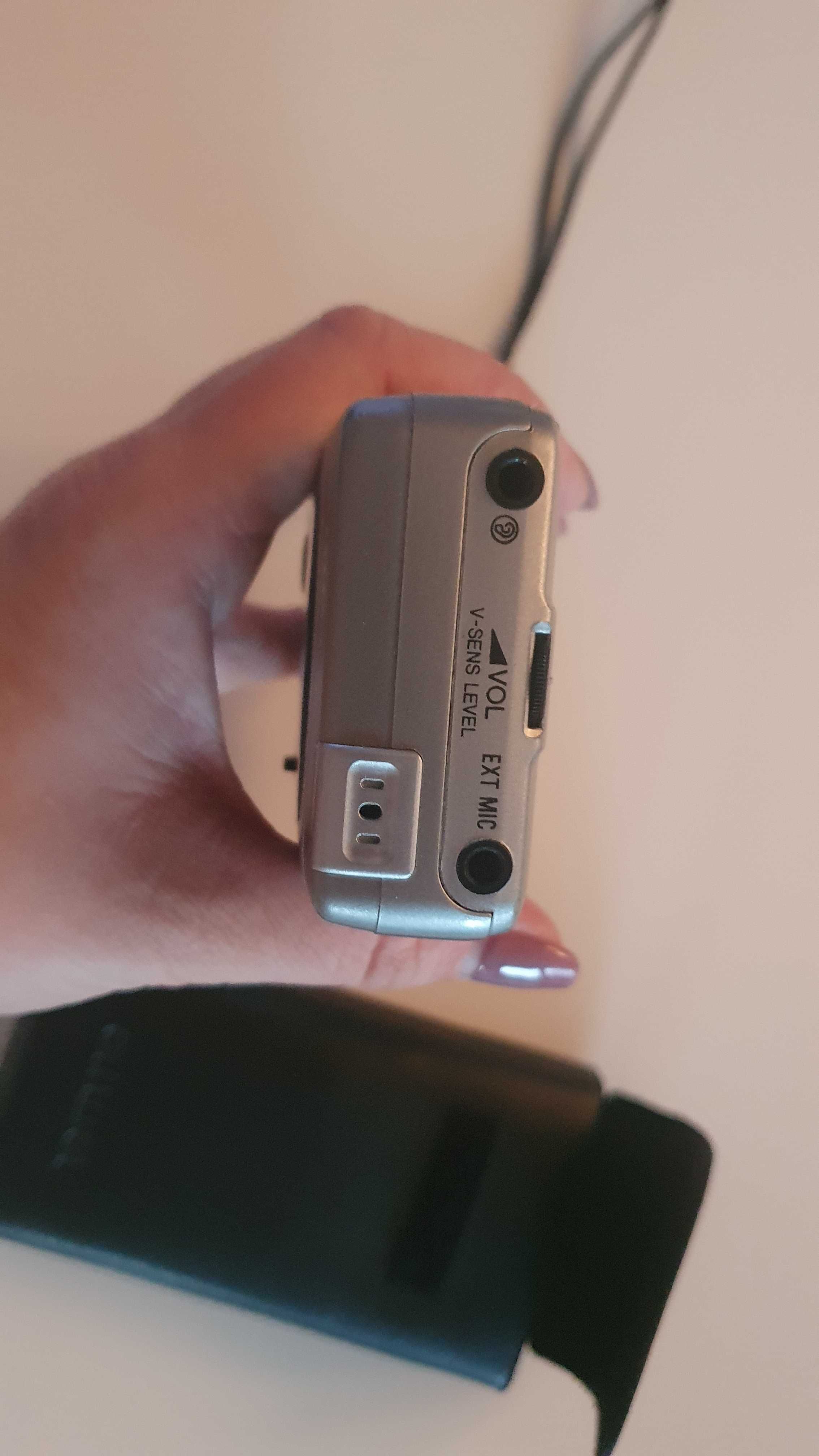 Dyktafon aiwa v-sensor micro cassette recorder TP-M720