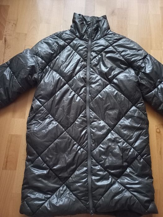 Куртка женская, б/у, зимняя, коричневого цвета.а