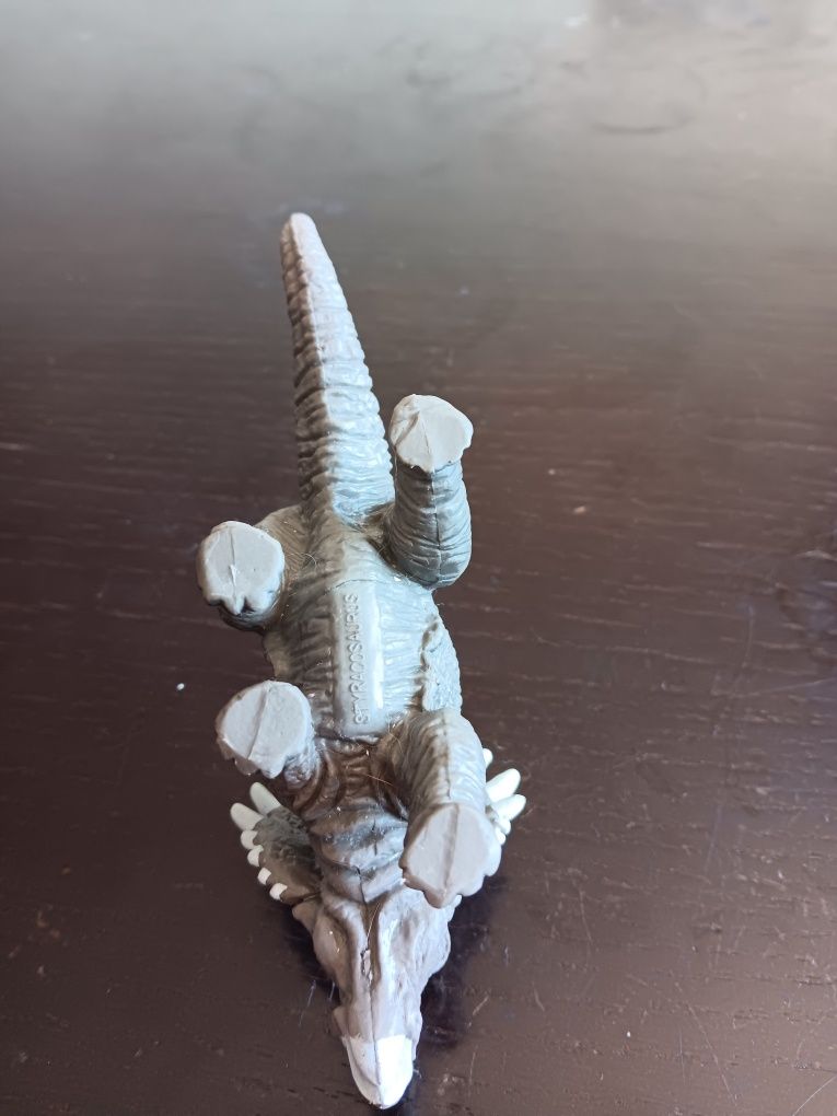 Triceratops - dinossauro de brincar