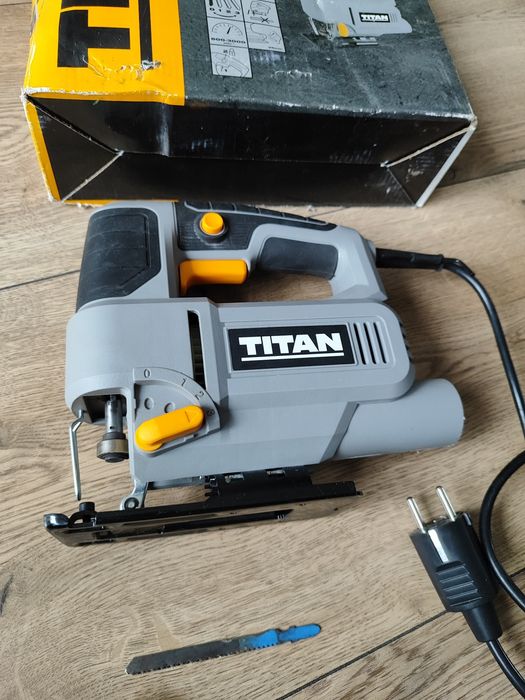 Wyrzynarka Titan 600 Wat