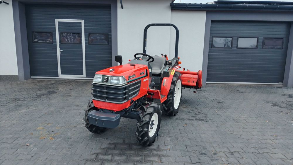 Traktor Kubota GB20 4x4