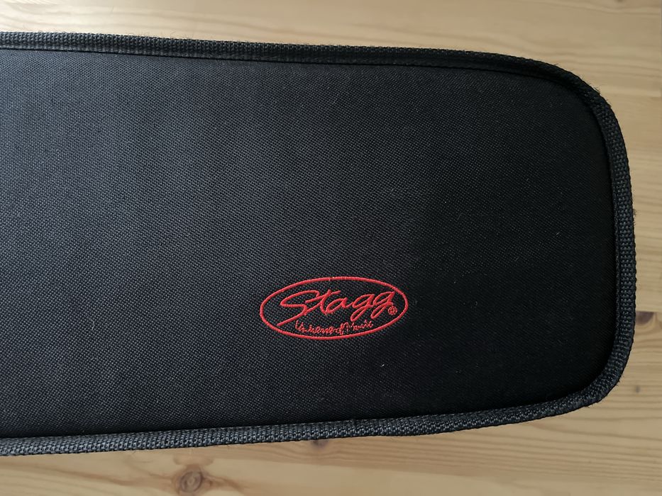 Estojo semirigido de guitarra classica marca Stagg