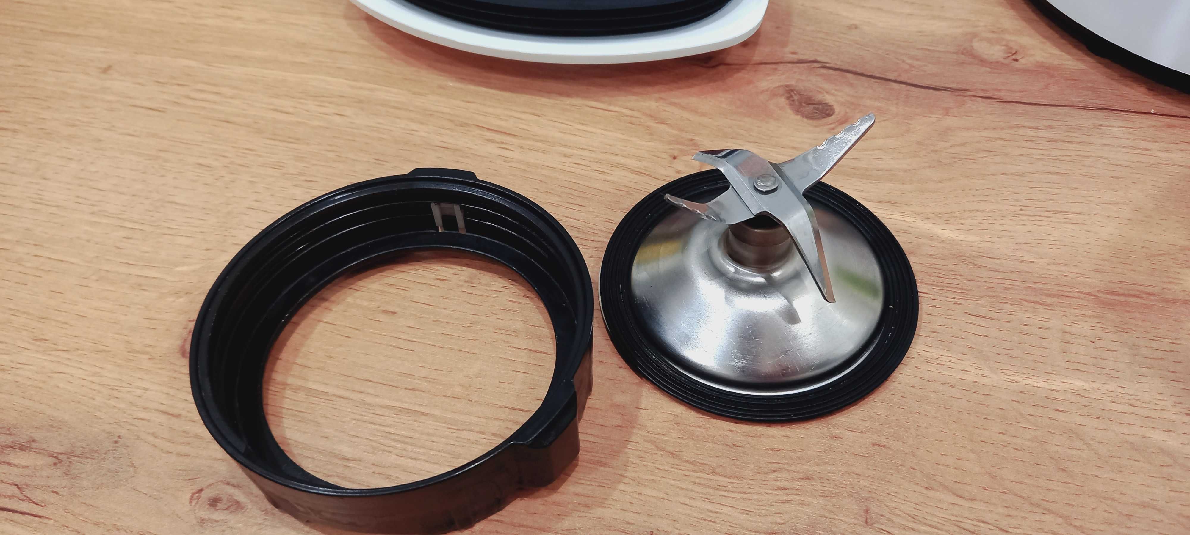 Продам стаціонарний блендер Braun