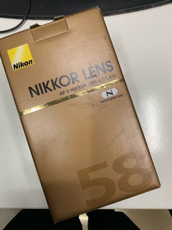 Nikon 58 mm f/1.4 G