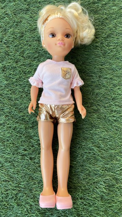 Boneca Nancy 45cm +3A como nova