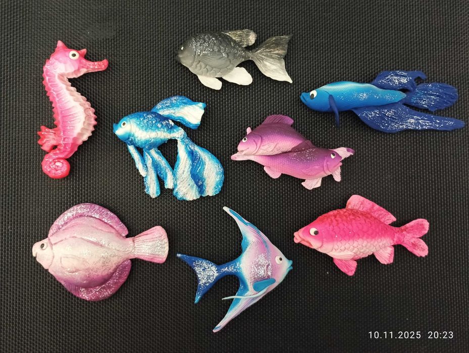 Magnesy kolorowe  RYBKI dekoracyjne z brokatem