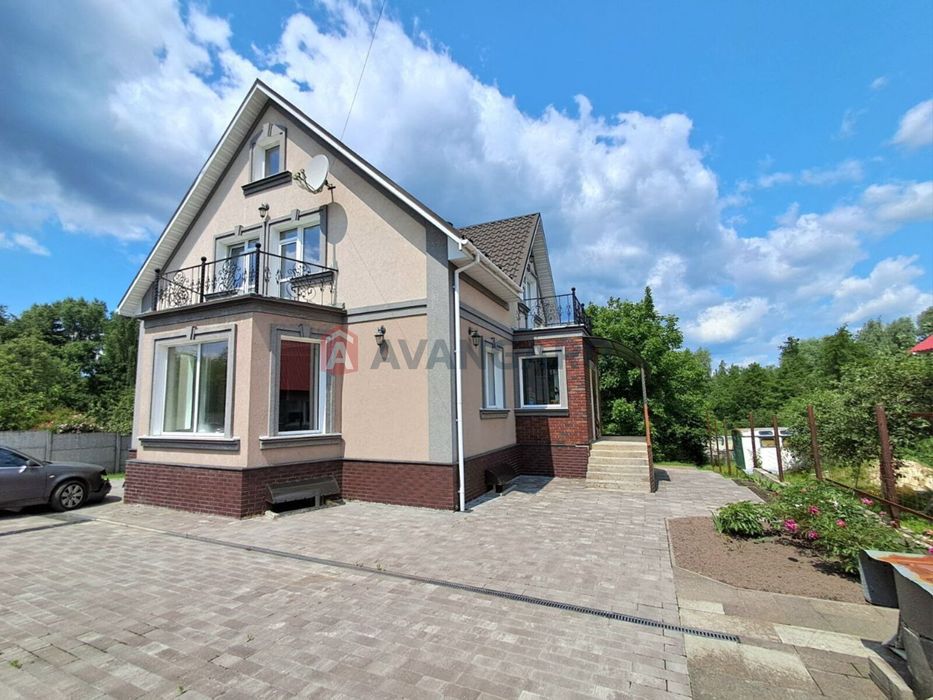 Сучасний будинок з камінним залом та садом, Глеваха (Кожухівка)