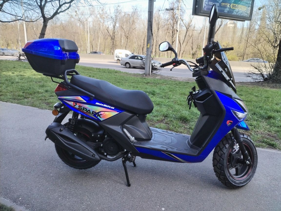 Скутер SPARK SP150S-19BN