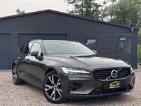 Volvo V60 FV23%/Kam360/ACC/Pilot assist/BLIS/Kelyess/Hak/ASO