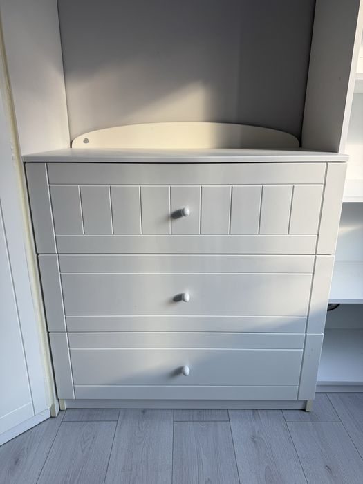 Meblik zestaw białych mebli